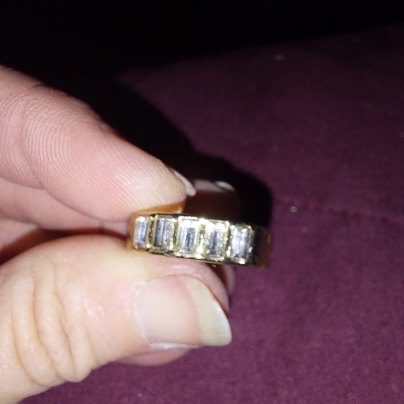 Gold toned clear stone band, size 7 - Picture 3 of 7